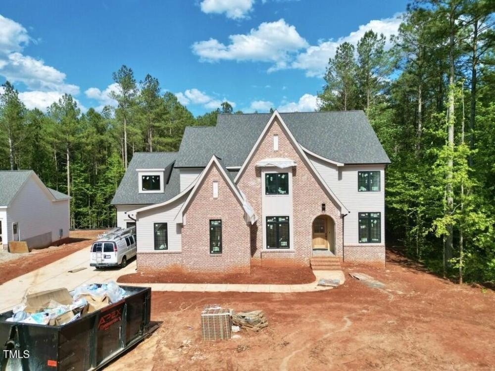 Currently Displayed Property Photo