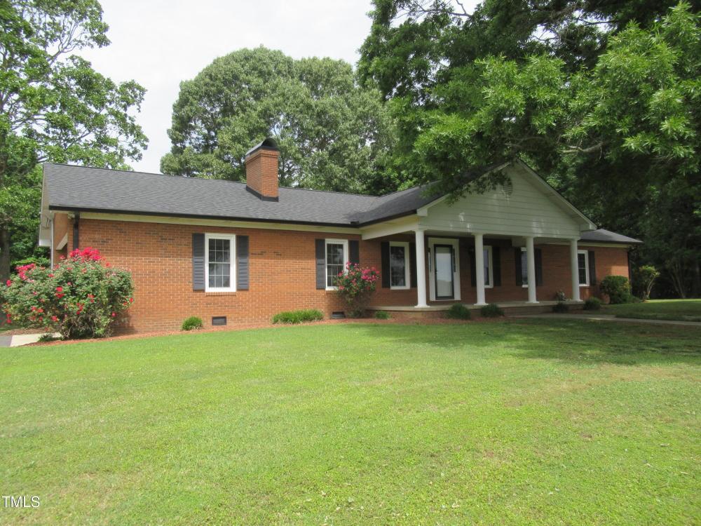 Currently Displayed Property Photo