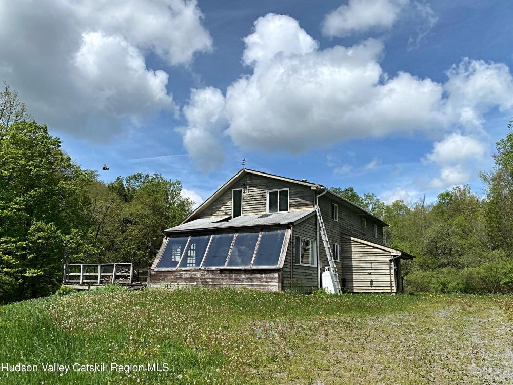 Currently Displayed Property Photo