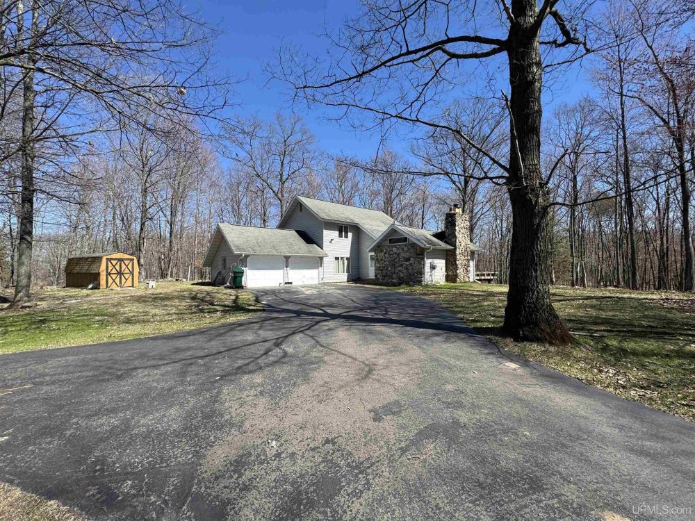 Currently Displayed Property Photo