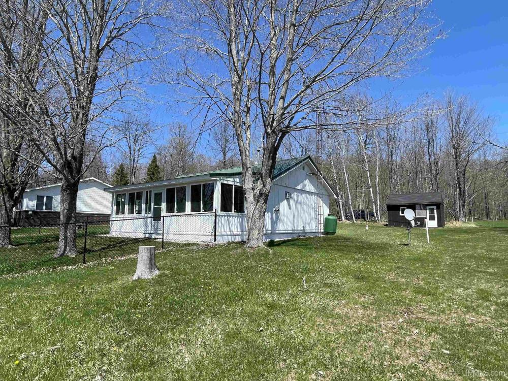 Currently Displayed Property Photo