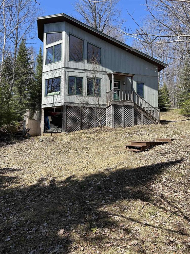 Currently Displayed Property Photo