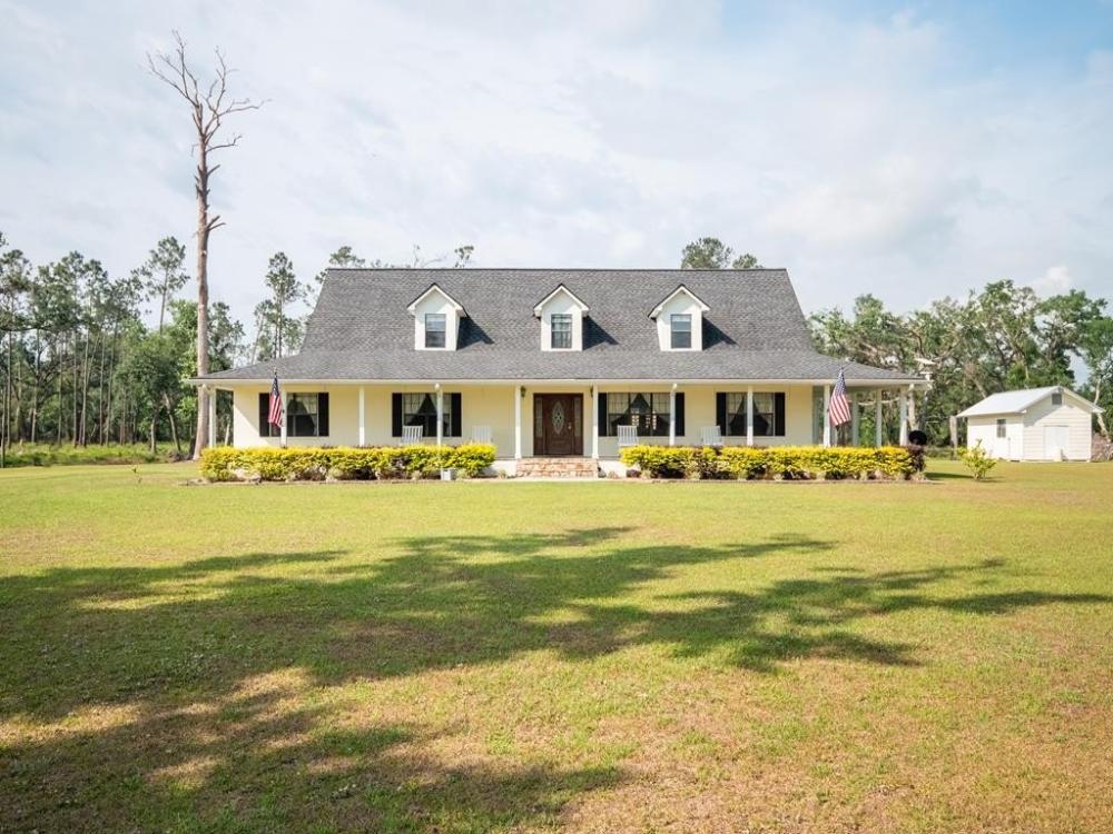 Currently Displayed Property Photo