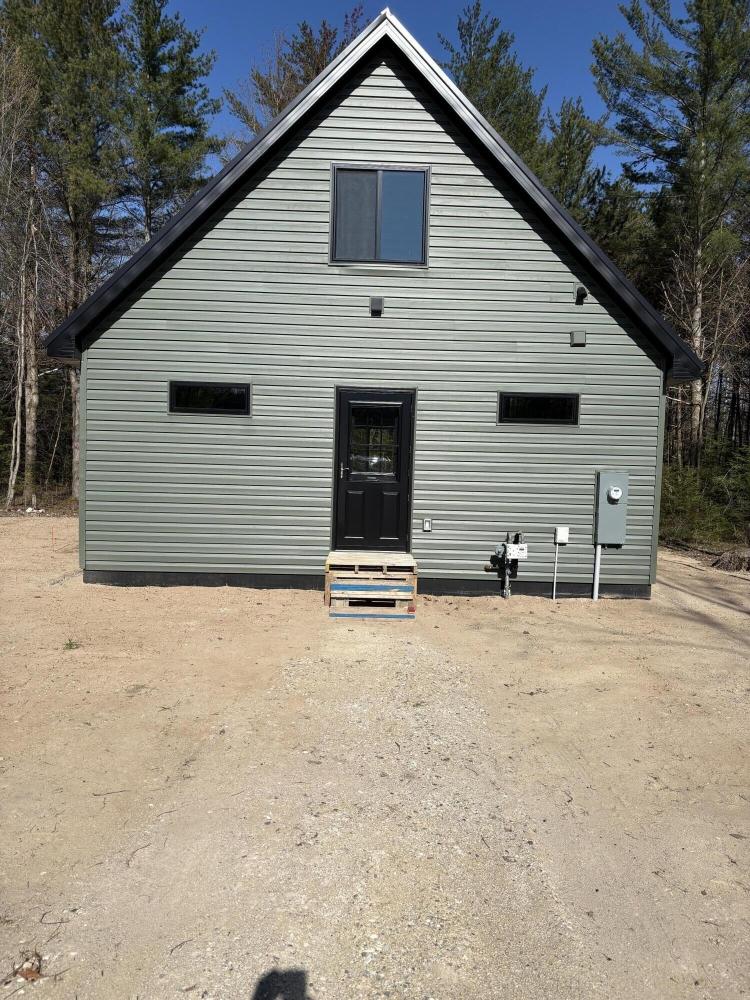 Currently Displayed Property Photo
